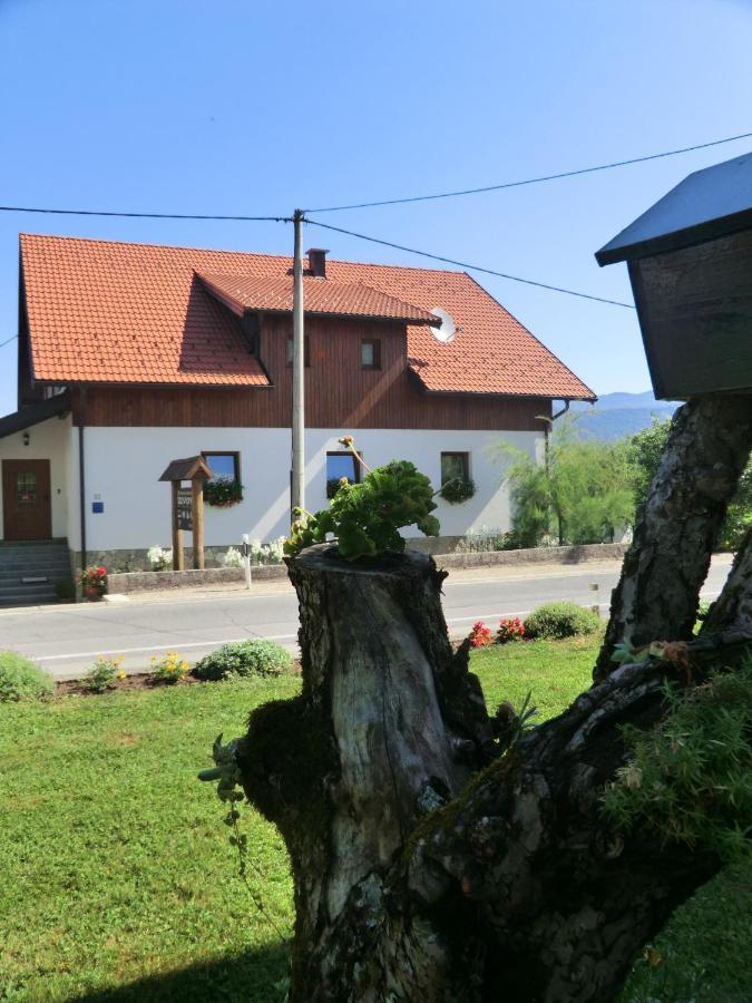 Ethno House Izvor Hotel Vrelo Koreničko Екстериор снимка