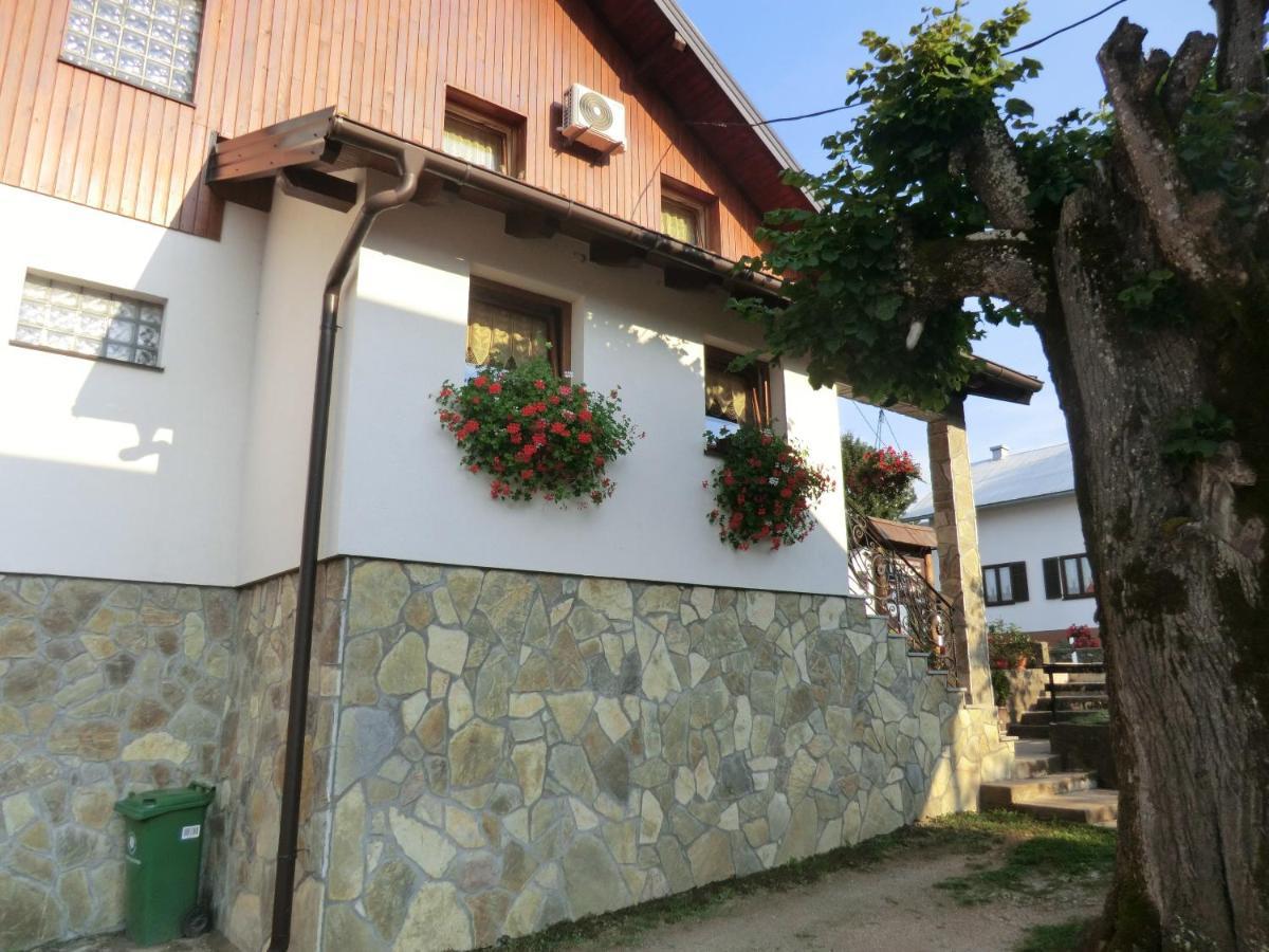 Ethno House Izvor Hotel Vrelo Koreničko Екстериор снимка