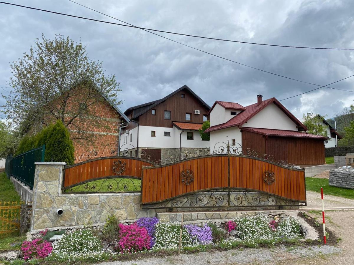 Ethno House Izvor Hotel Vrelo Koreničko Екстериор снимка
