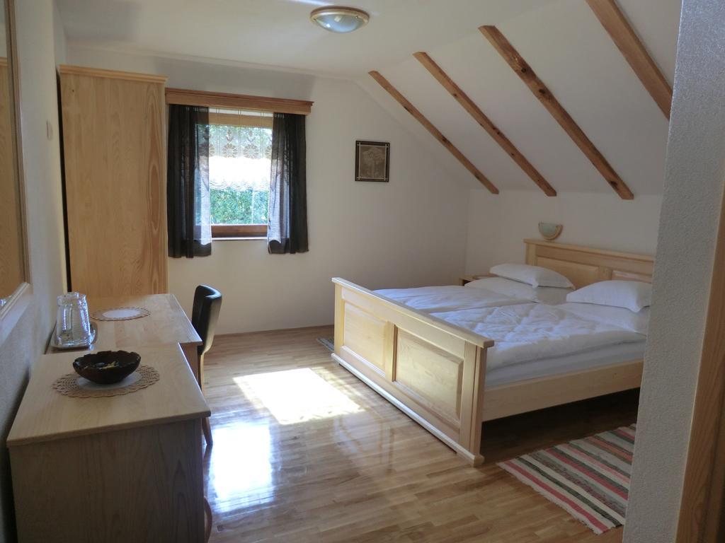 Ethno House Izvor Hotel Vrelo Koreničko Екстериор снимка