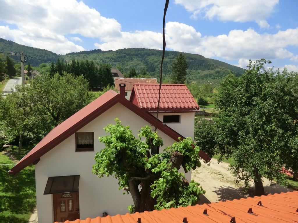 Ethno House Izvor Hotel Vrelo Koreničko Екстериор снимка