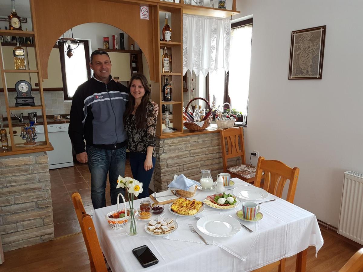 Ethno House Izvor Hotel Vrelo Koreničko Екстериор снимка