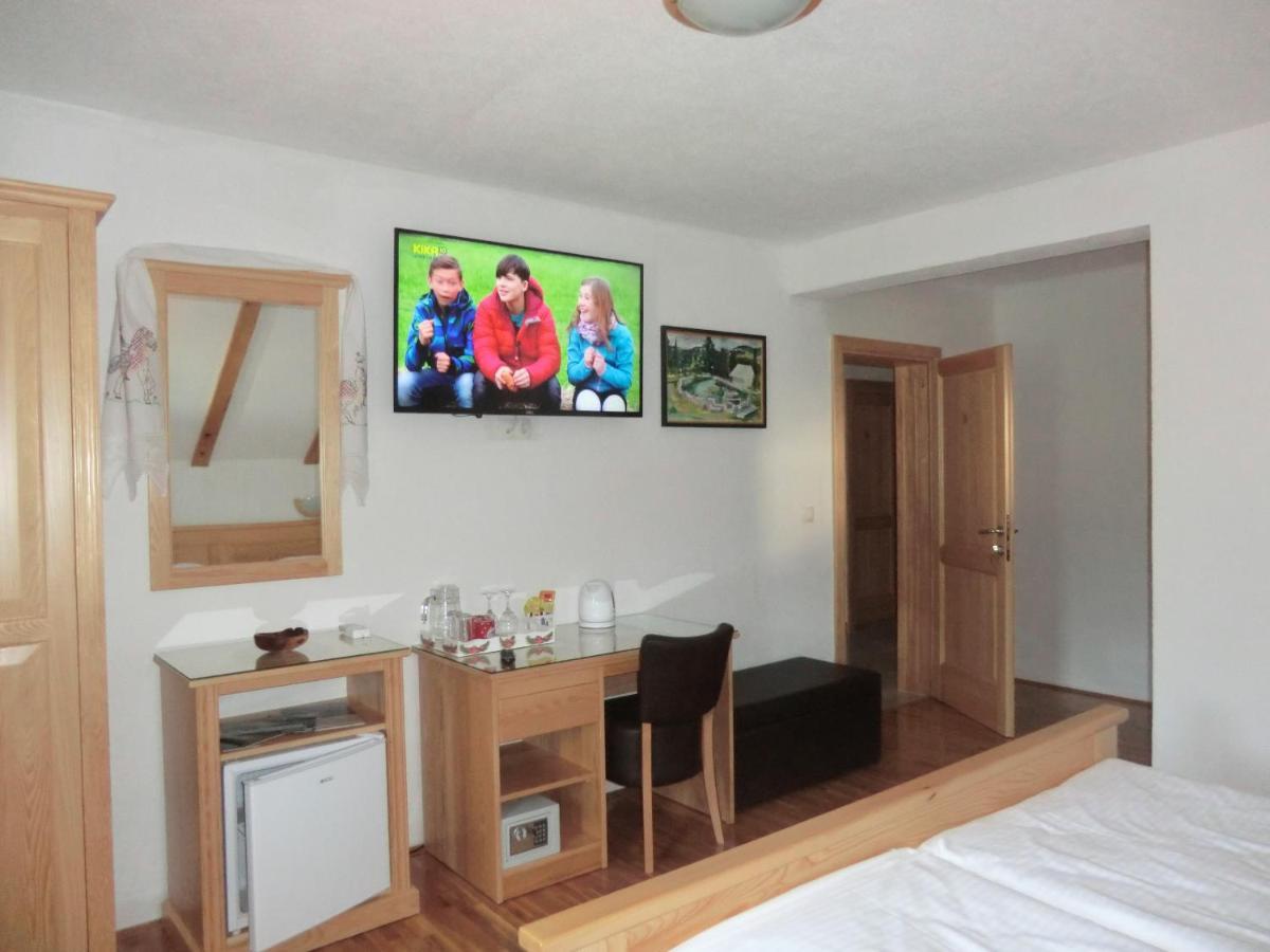 Ethno House Izvor Hotel Vrelo Koreničko Екстериор снимка